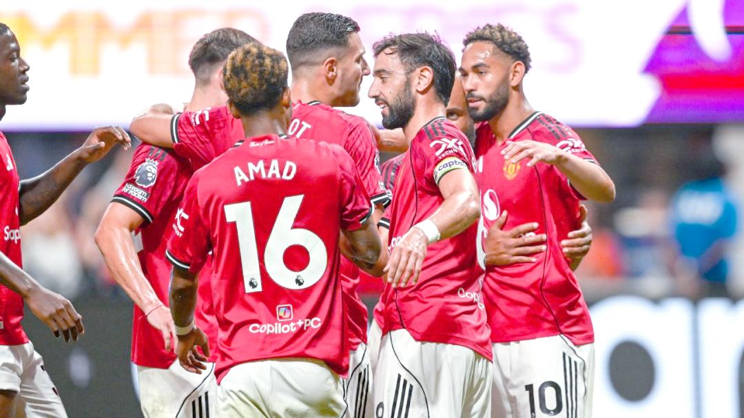 曼联主场告捷，重点突破引人瞩目(曼联的主场)