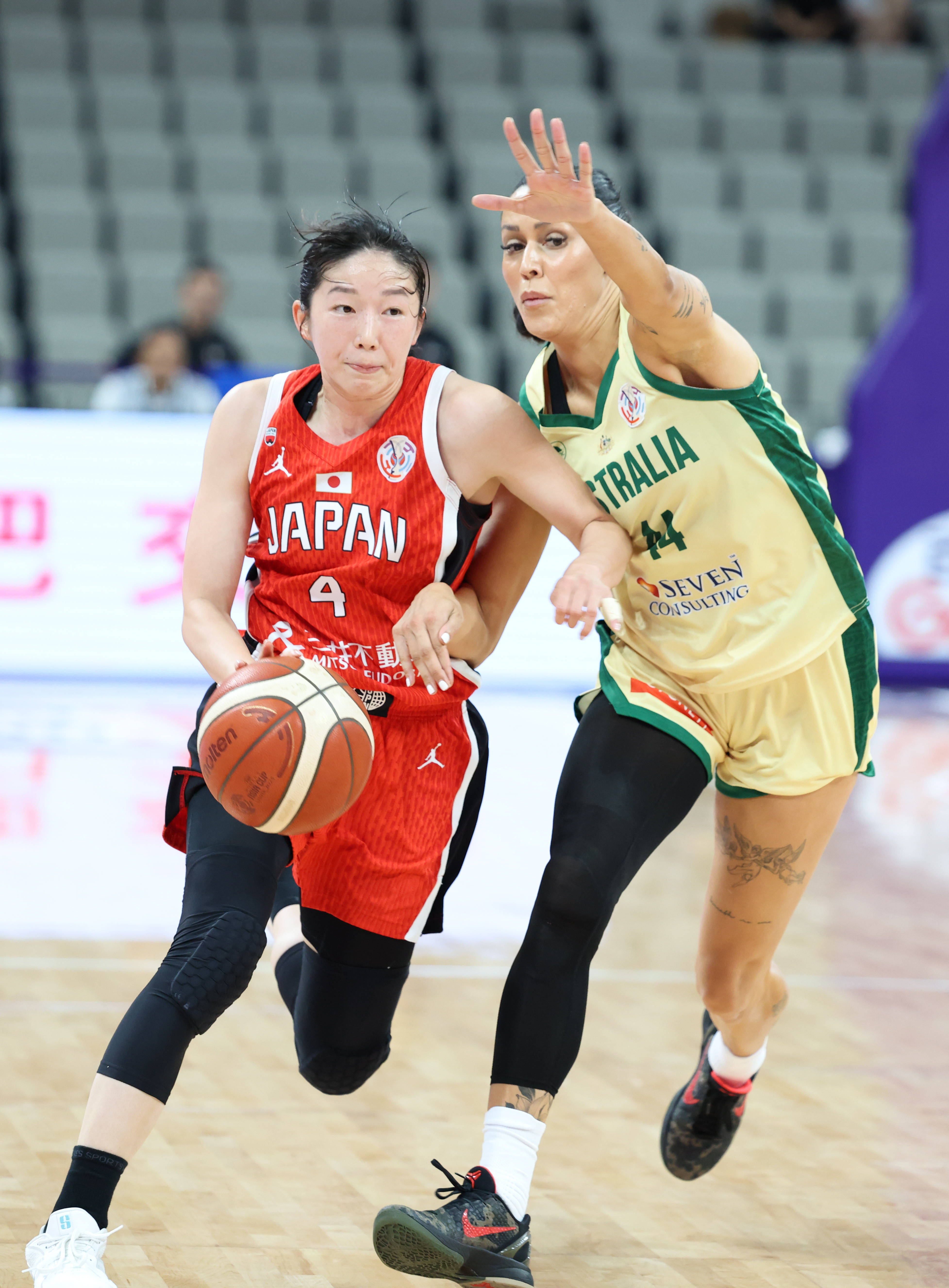 日本女篮引进外援提升实力,冲击亚洲霸主的视频